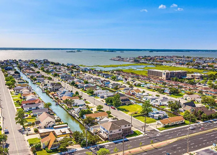 Holiday home Ocean Views Pool Days & Family Fun