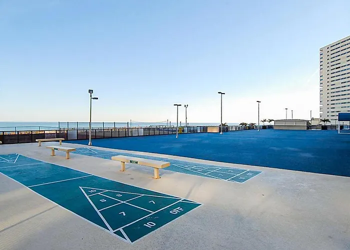 Ocean Views Pool Days & Family Fun Holiday home *